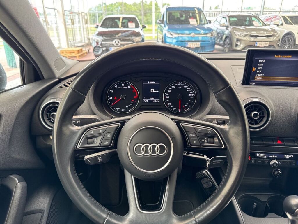 Audi A3 2020 Harmaa