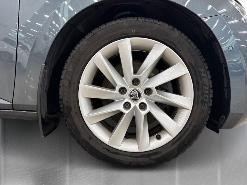Skoda Superb 2020 Harmaa