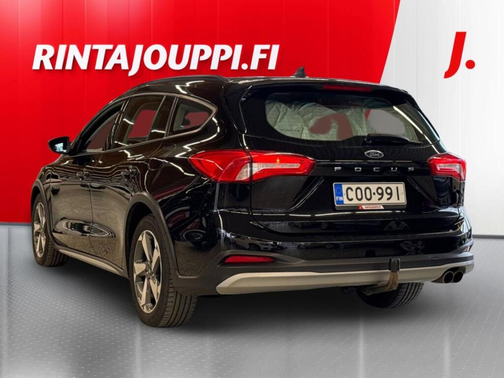 Ford Focus 2020 Metallinhohto Musta (Agate Black Metallic)