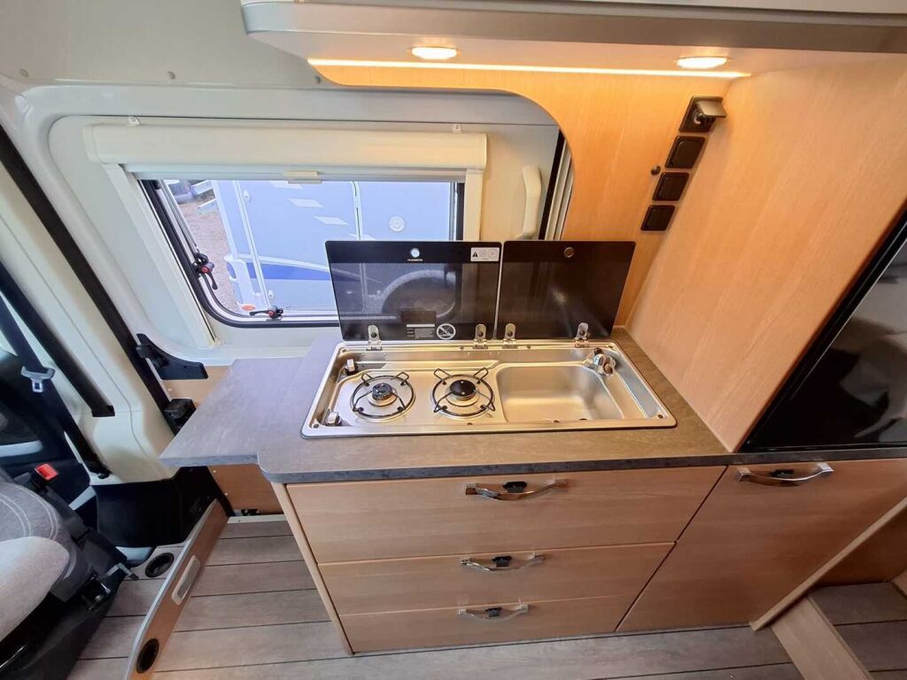 Weinsberg CaraBus VAN 640 2020 Valkoinen