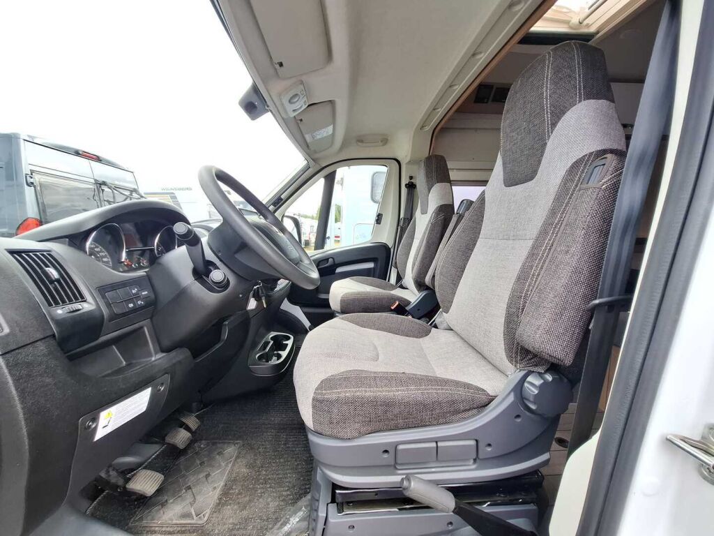 Weinsberg CaraBus VAN 640 2020 Valkoinen