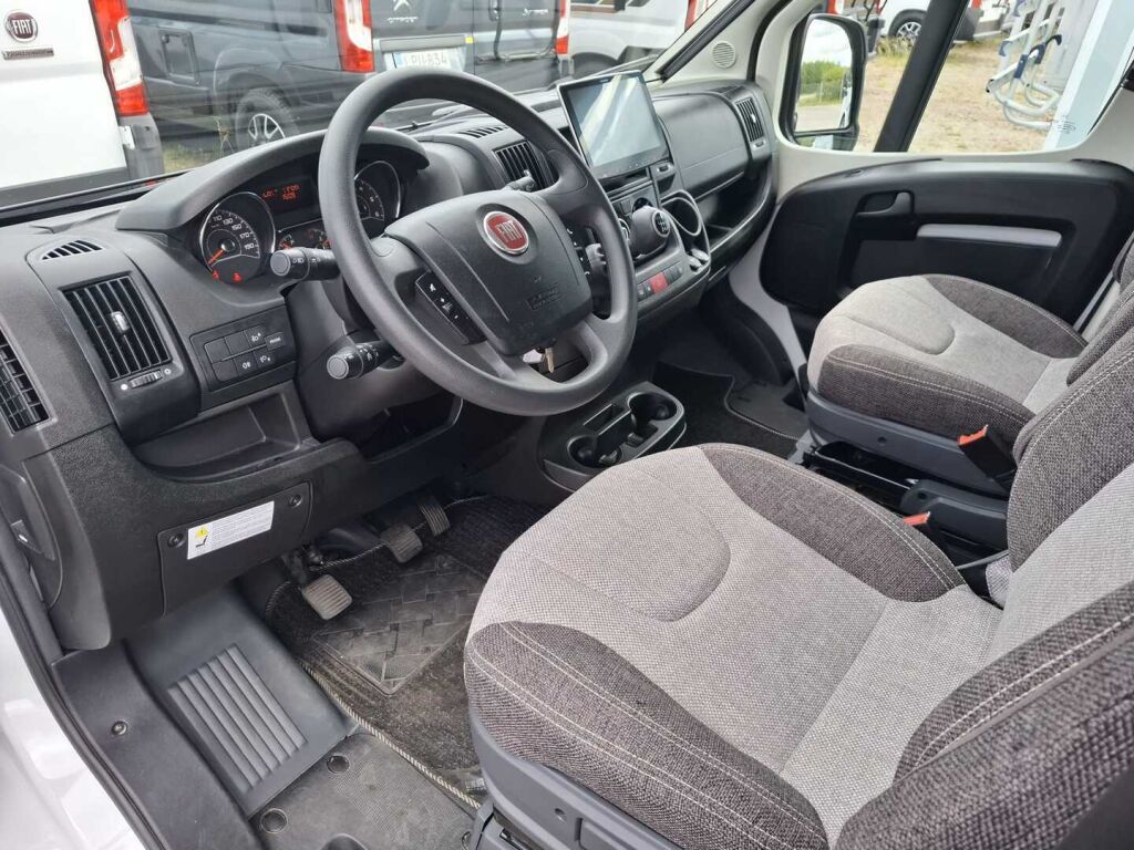 Weinsberg CaraBus VAN 640 2020 Valkoinen