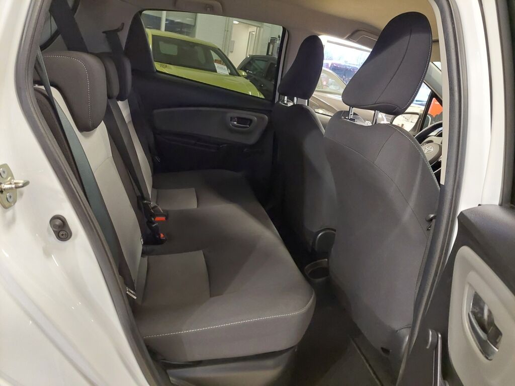 Toyota Yaris 2020 Valkoinen