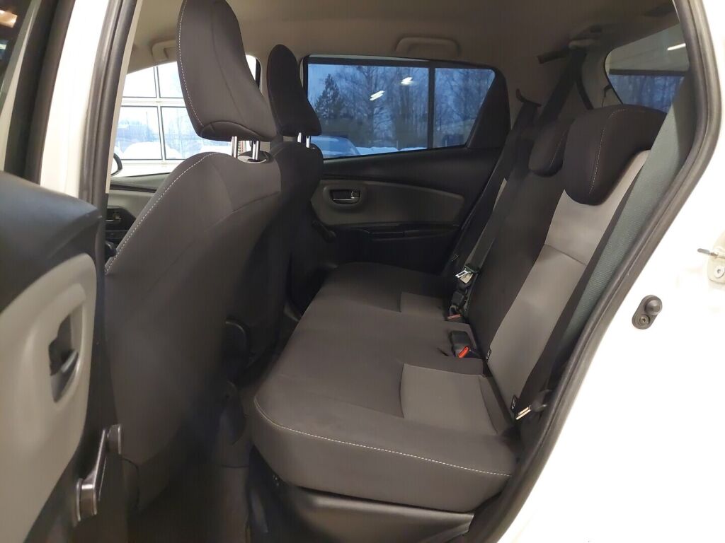 Toyota Yaris 2020 Valkoinen
