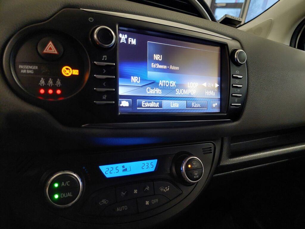 Toyota Yaris 2020 Valkoinen