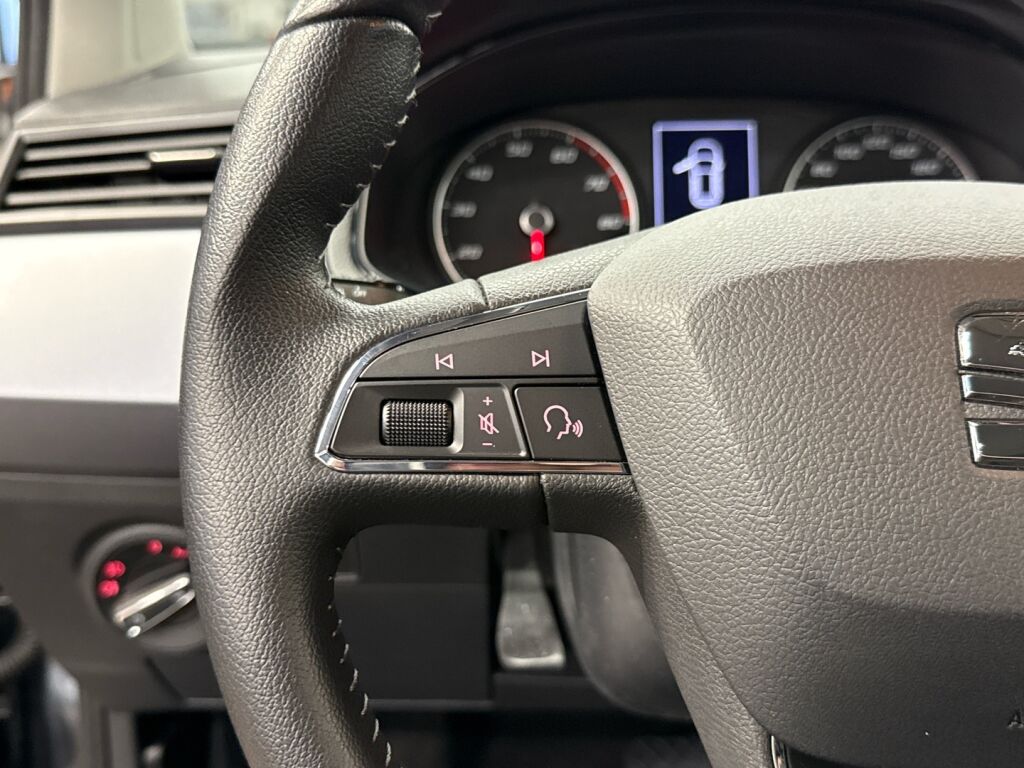 Seat Arona 2020 Harmaa