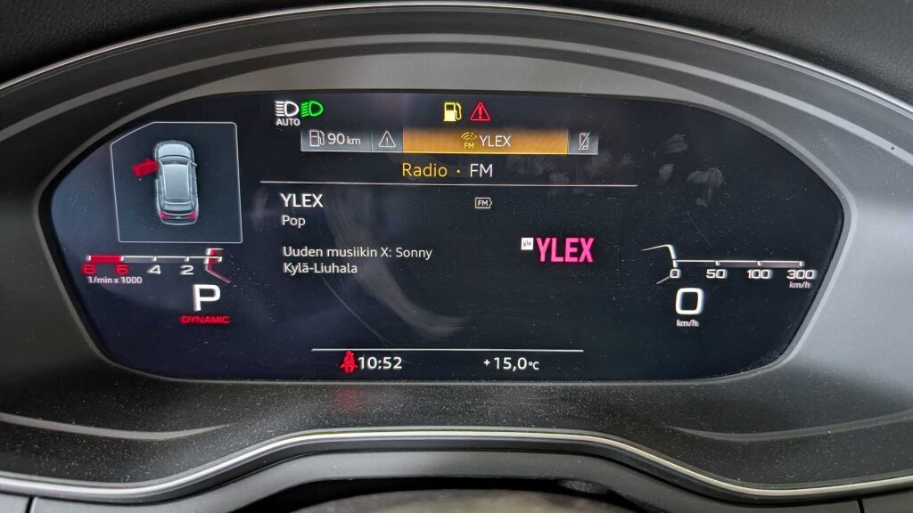 Audi A4 2020 Musta