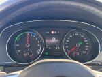 Volkswagen Passat 2020 Punainen