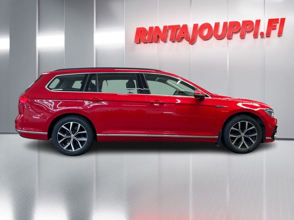 Volkswagen Passat 2020 Punainen