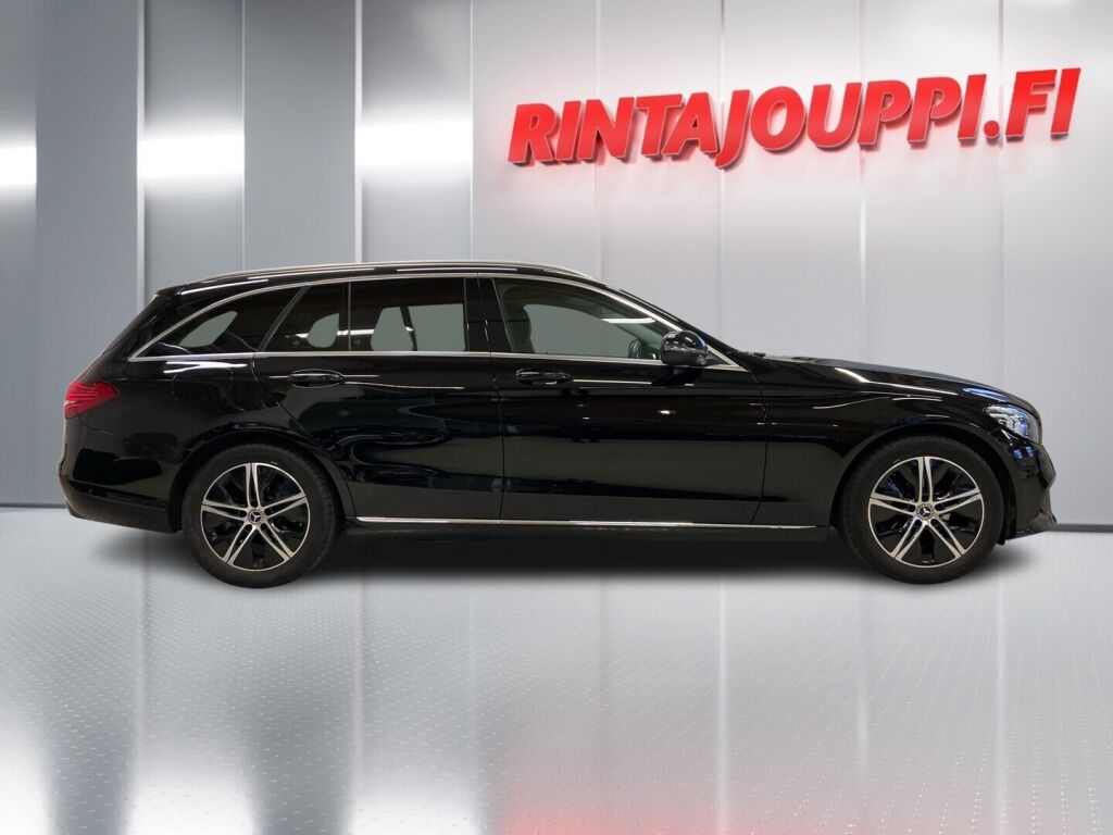 Mercedes-Benz C 2020 Musta