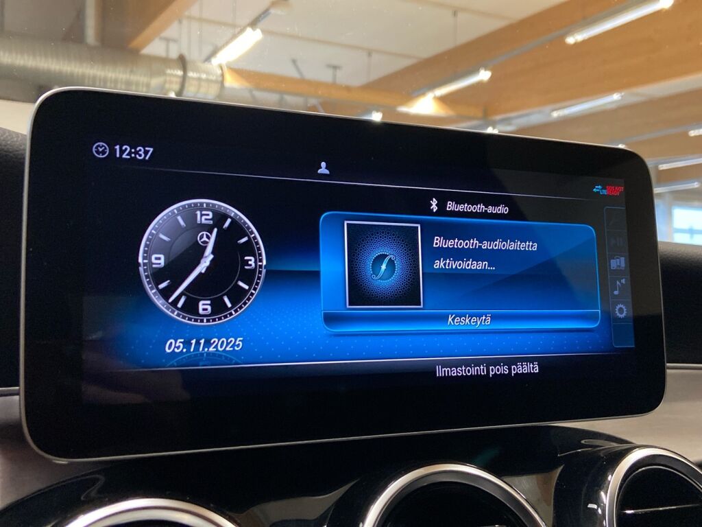 Mercedes-Benz C 2020 Musta