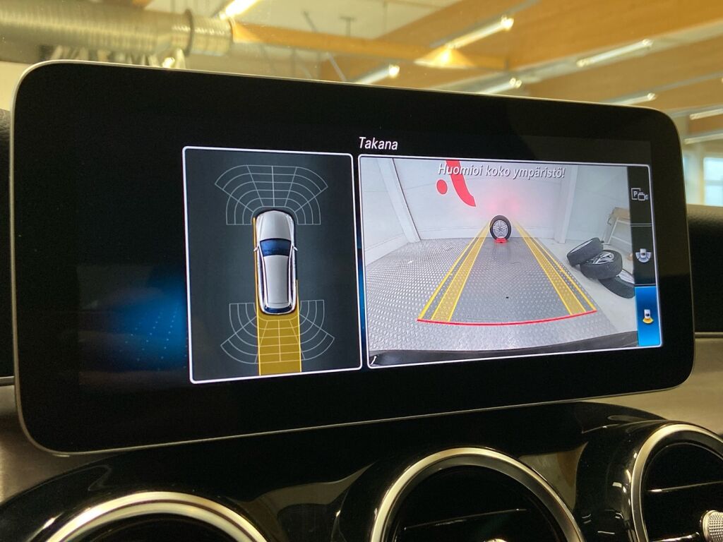 Mercedes-Benz C 2020 Musta