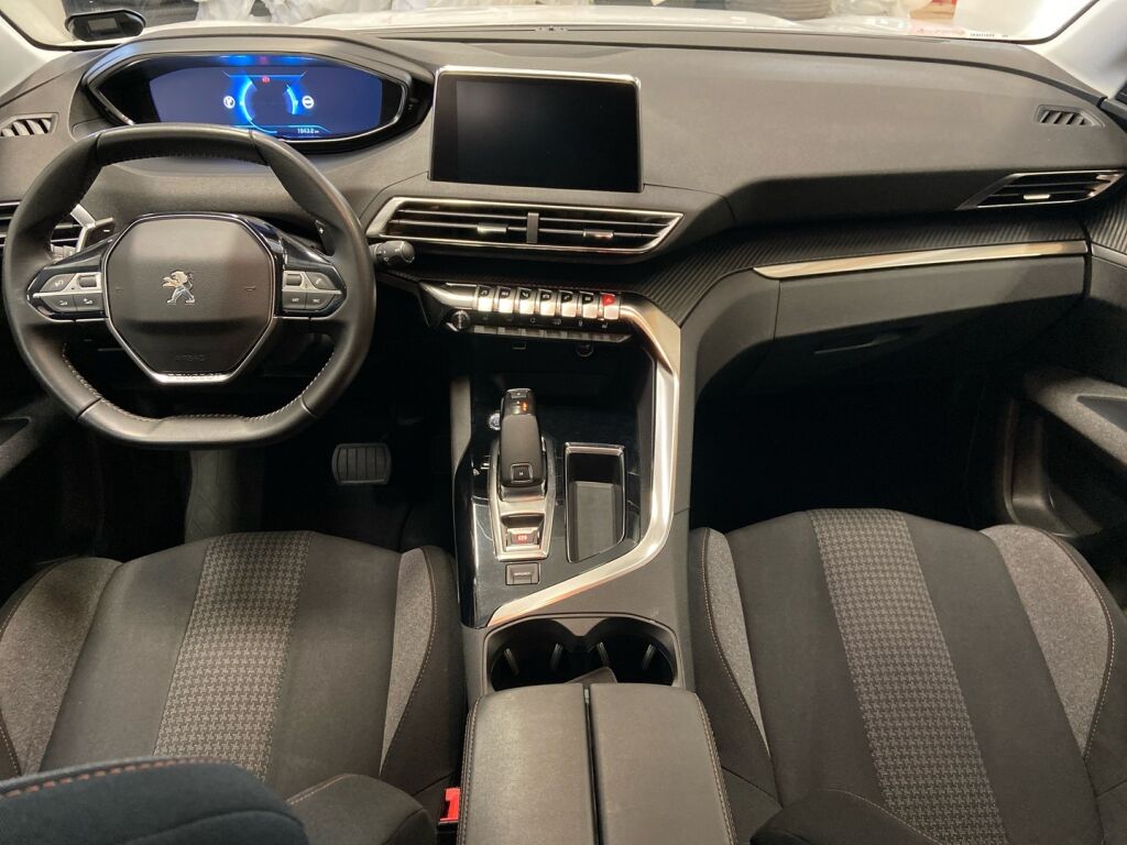 Peugeot 5008 2021 Valkoinen