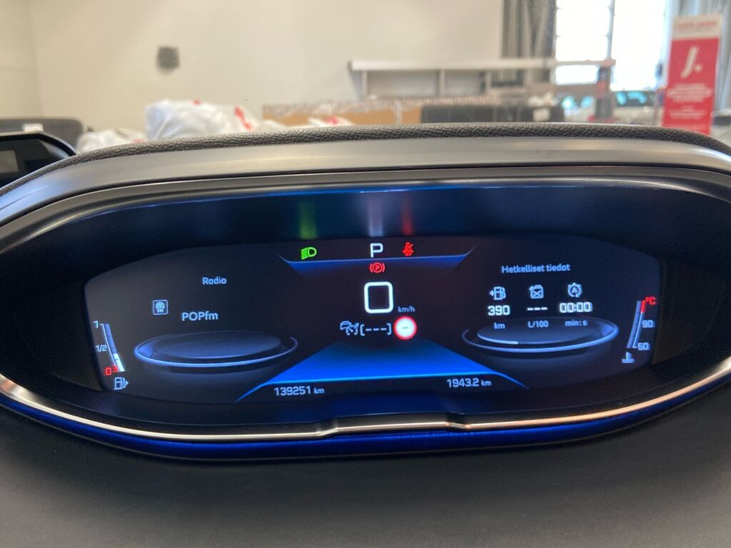 Peugeot 5008 2021 Valkoinen