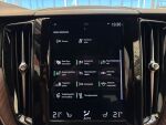 Volvo XC60 2020 Musta