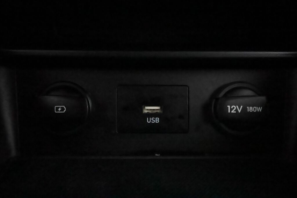 Hyundai KONA 2022 Valkoinen