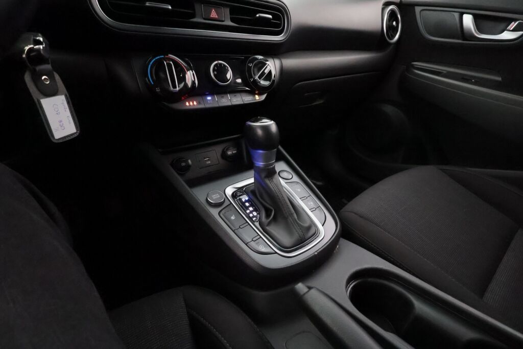 Hyundai KONA 2022 Valkoinen