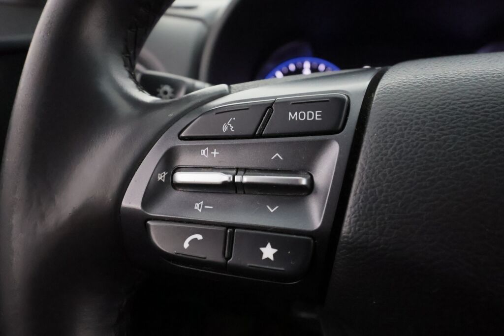 Hyundai KONA 2022 Valkoinen