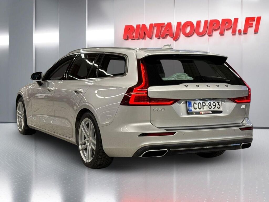 Volvo V60 2021 Metallinhohto Hopea
