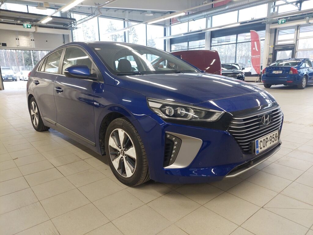 Hyundai IONIQ plug-in 2019 Sininen