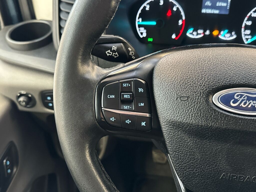 Ford Transit 2020 Sininen