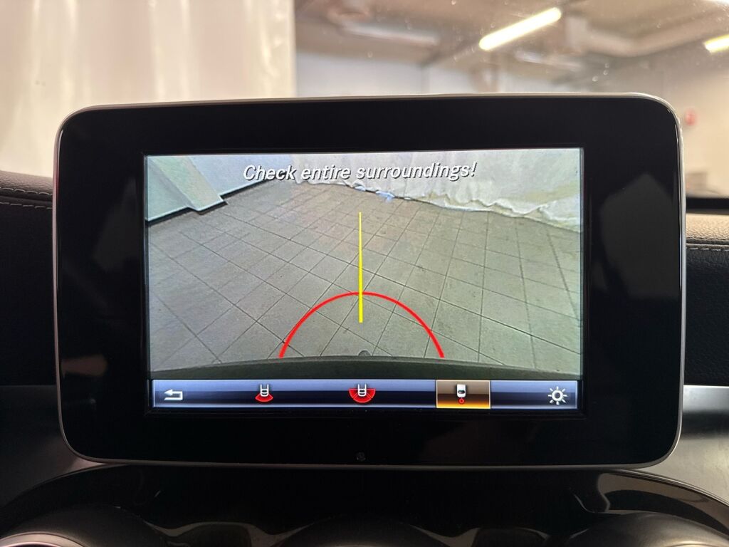 Mercedes-Benz GLC 2017 Musta