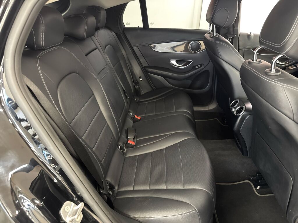 Mercedes-Benz GLC 2017 Musta