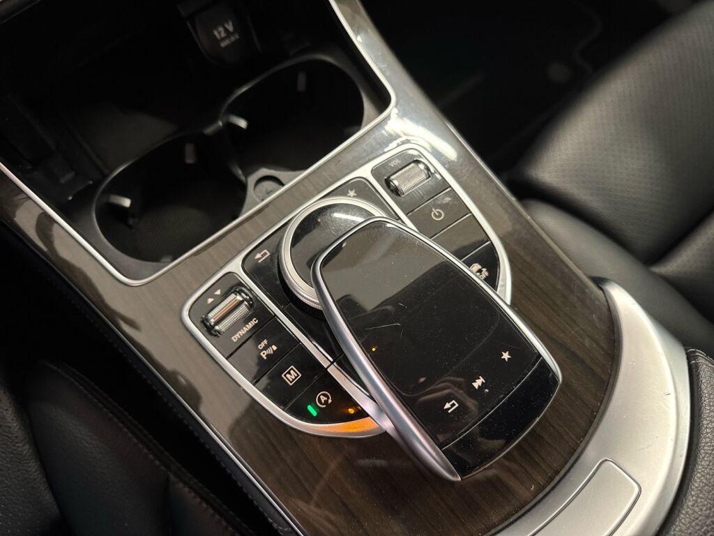 Mercedes-Benz GLC 2017 Musta