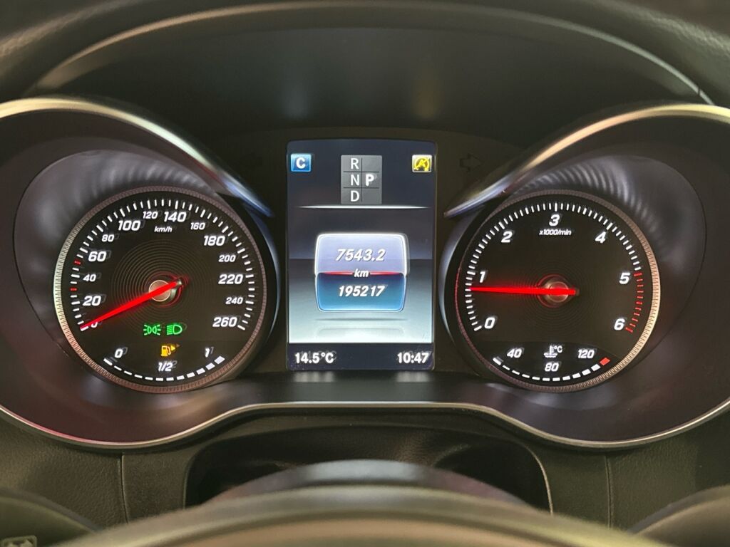 Mercedes-Benz GLC 2017 Musta