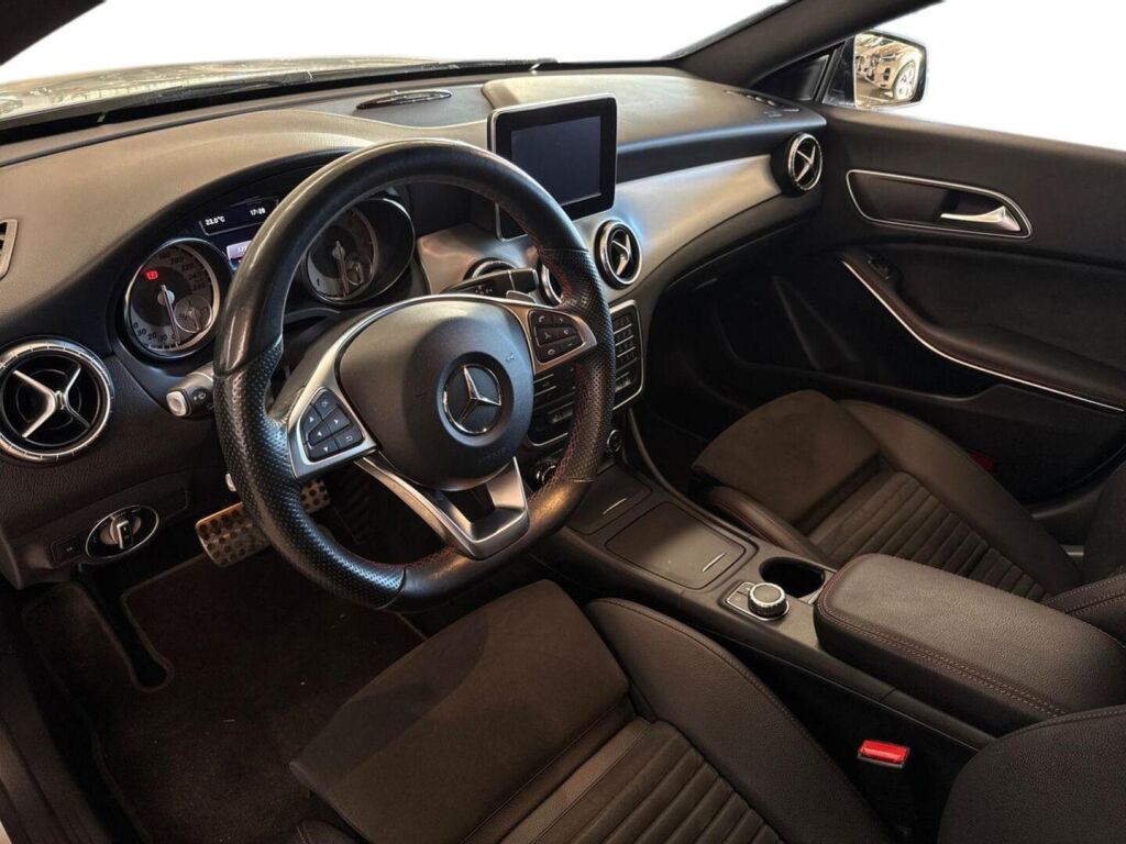 Mercedes-Benz CLA 2016 Hopea