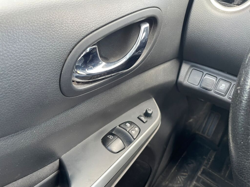 Nissan Navara 2020 Sininen
