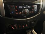 Nissan Navara 2020 Sininen