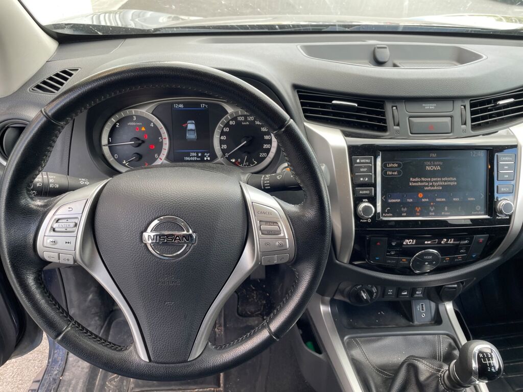 Nissan Navara 2020 Sininen