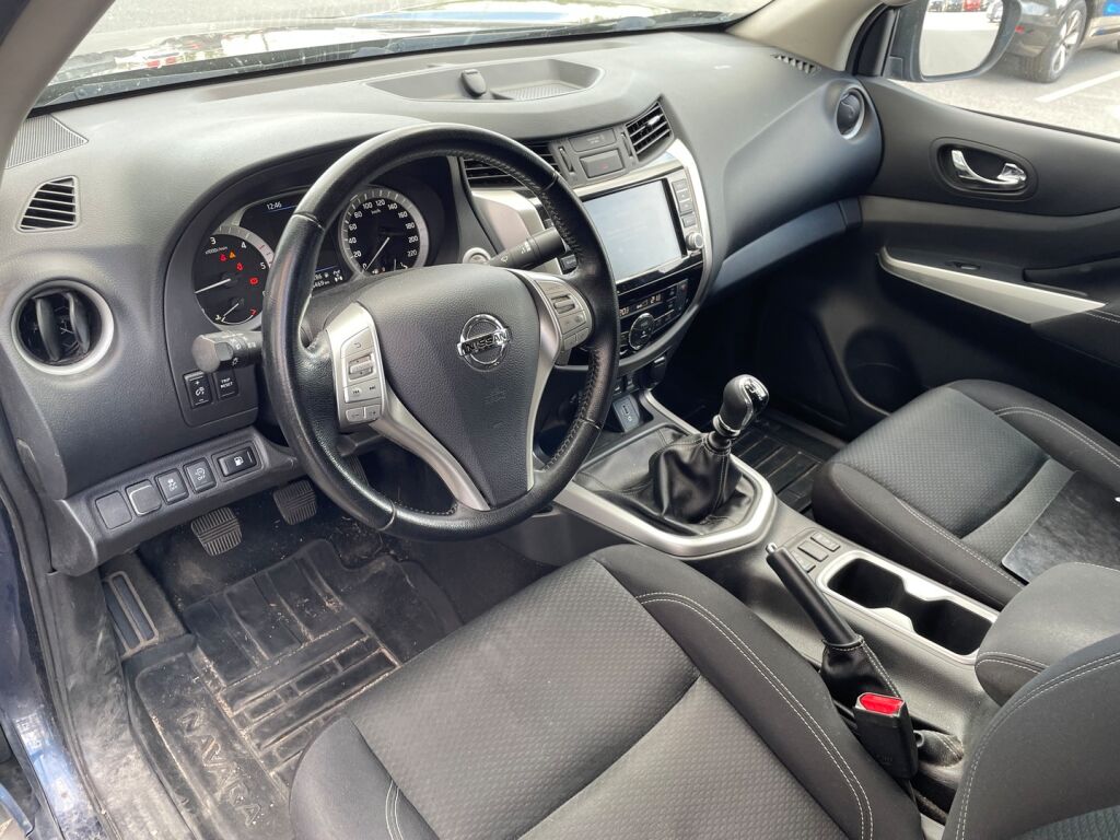 Nissan Navara 2020 Sininen
