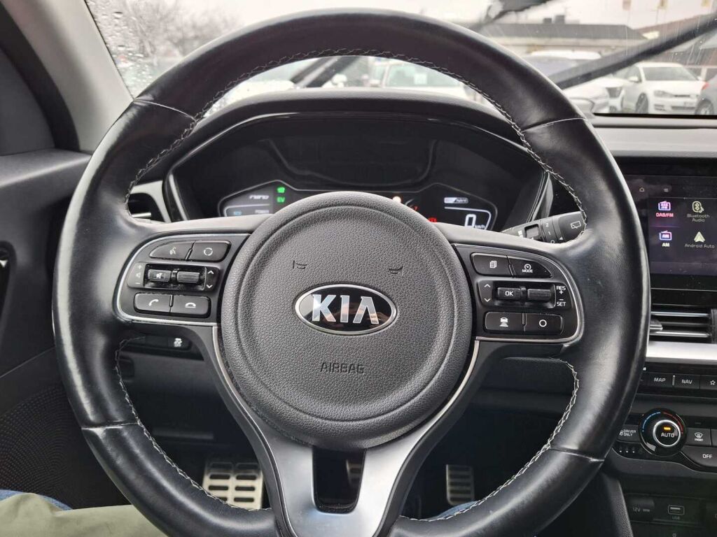 Kia Niro 2021 Harmaa