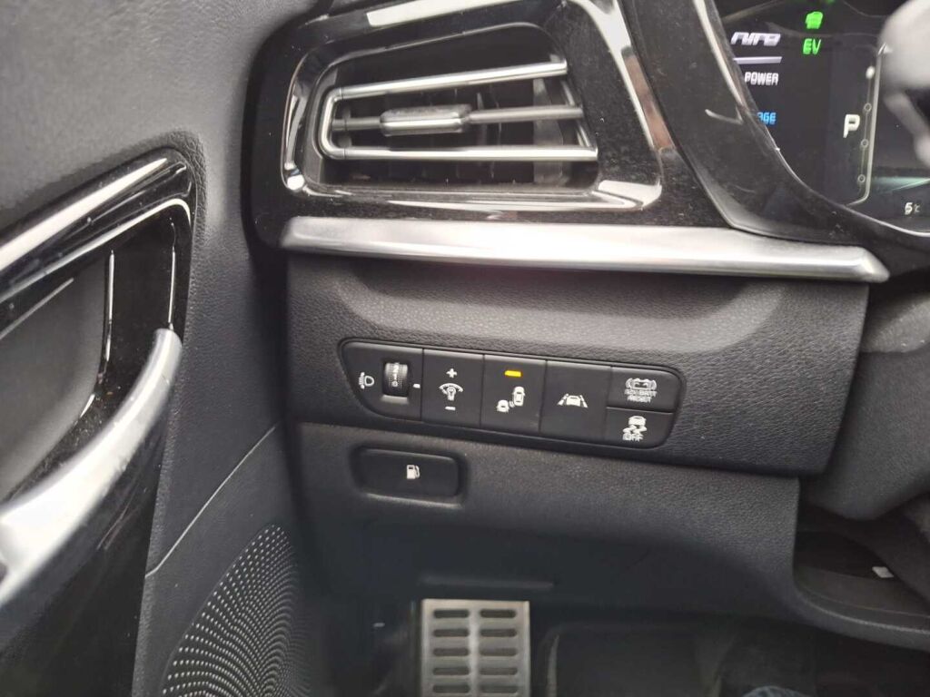 Kia Niro 2021 Harmaa