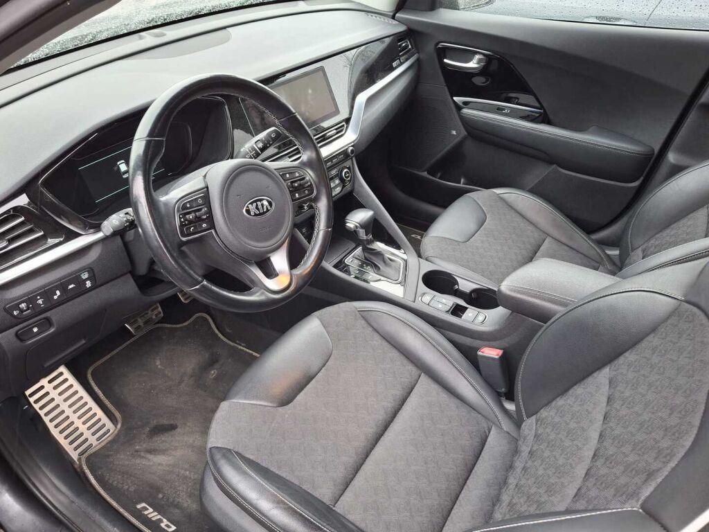 Kia Niro 2021 Harmaa