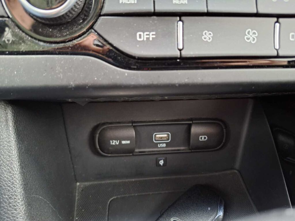 Kia Niro 2021 Harmaa