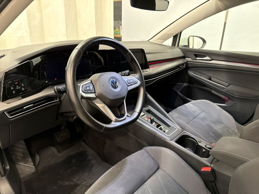 Volkswagen Golf 2020 Valkoinen