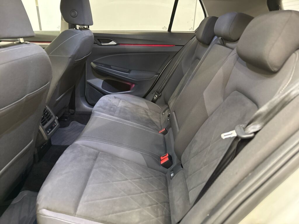 Volkswagen Golf 2020 Valkoinen