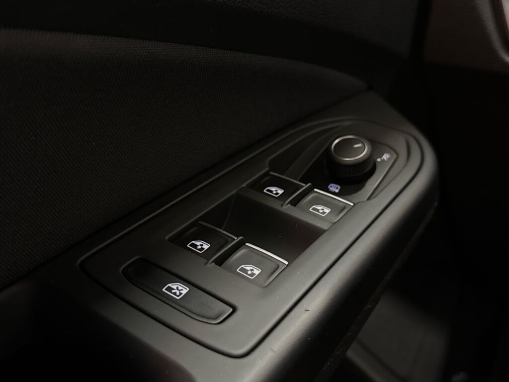 Volkswagen Golf 2020 Valkoinen