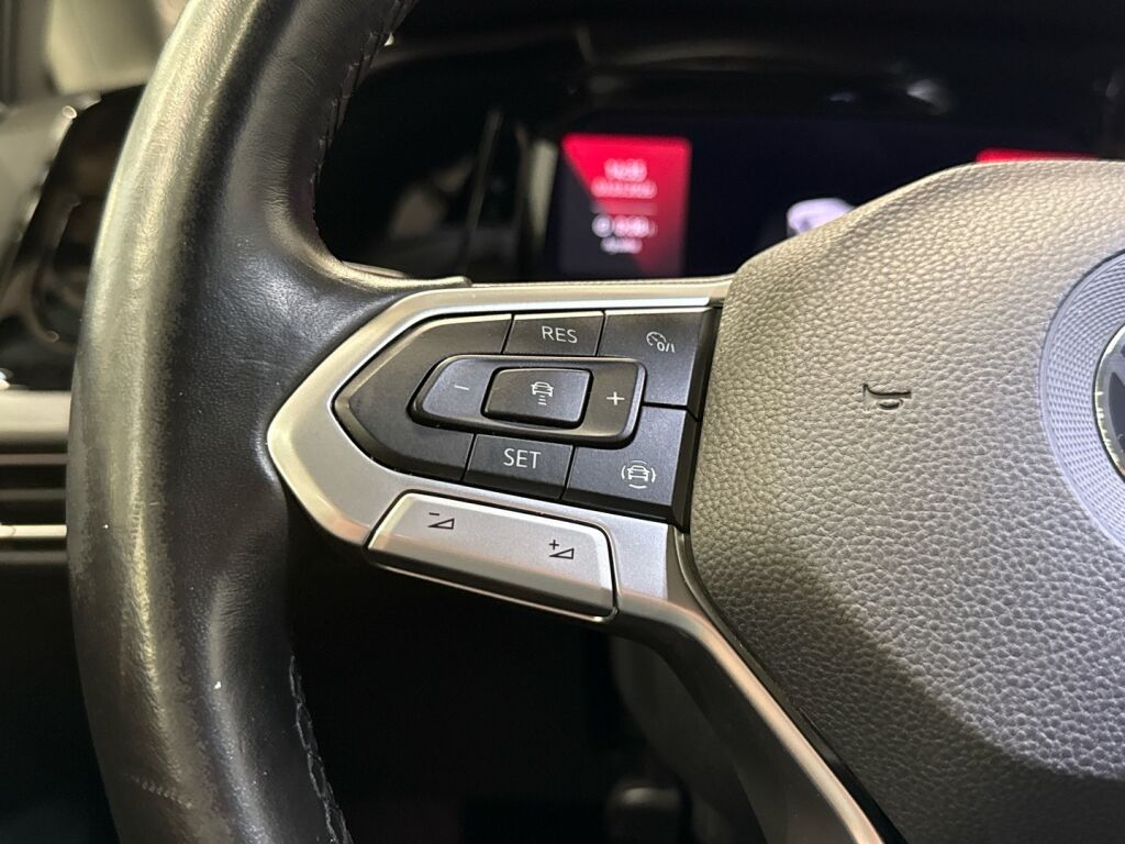 Volkswagen Golf 2020 Valkoinen