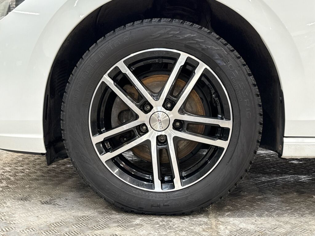 Volkswagen Golf 2020 Valkoinen