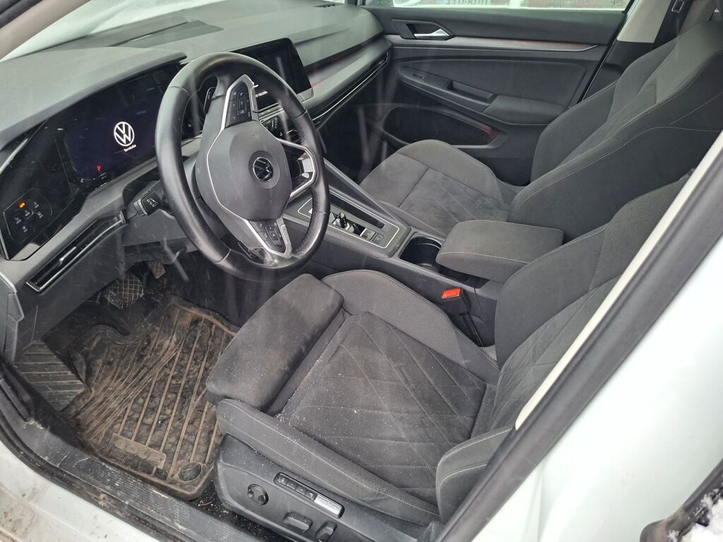 Volkswagen Golf 2020 Valkoinen