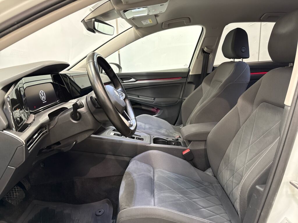 Volkswagen Golf 2020 Valkoinen