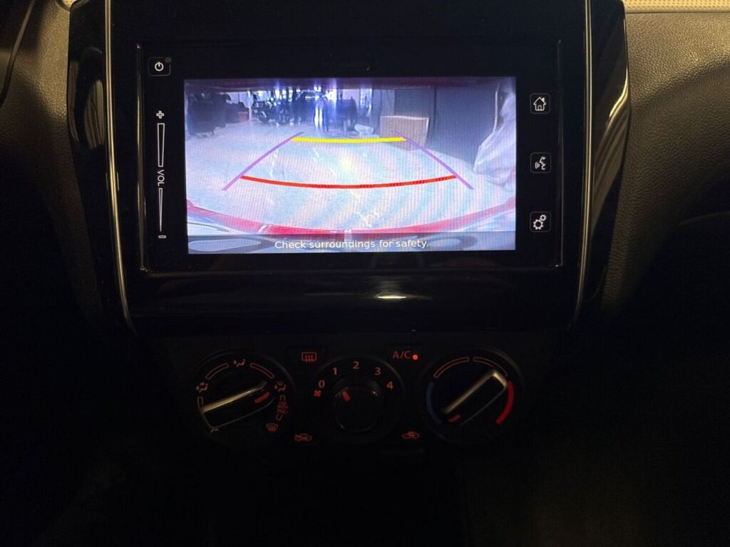 Suzuki Swift 2020 Punainen