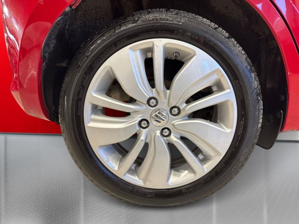 Suzuki Swift 2020 Punainen