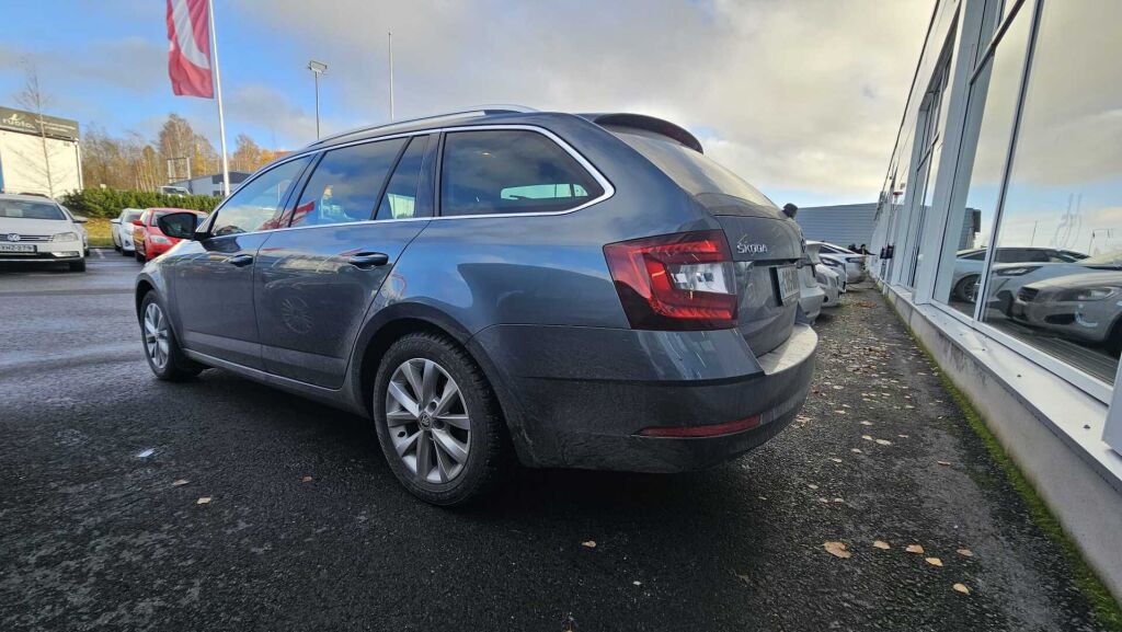 Skoda Octavia 2020 Harmaa