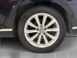 Volkswagen Passat 2016 Musta