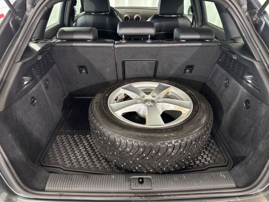 Audi A3 2016 Harmaa